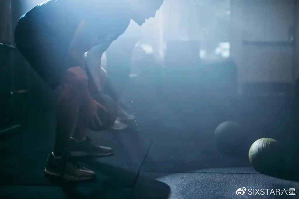 如何在篮球训练中有效应对压力?_2